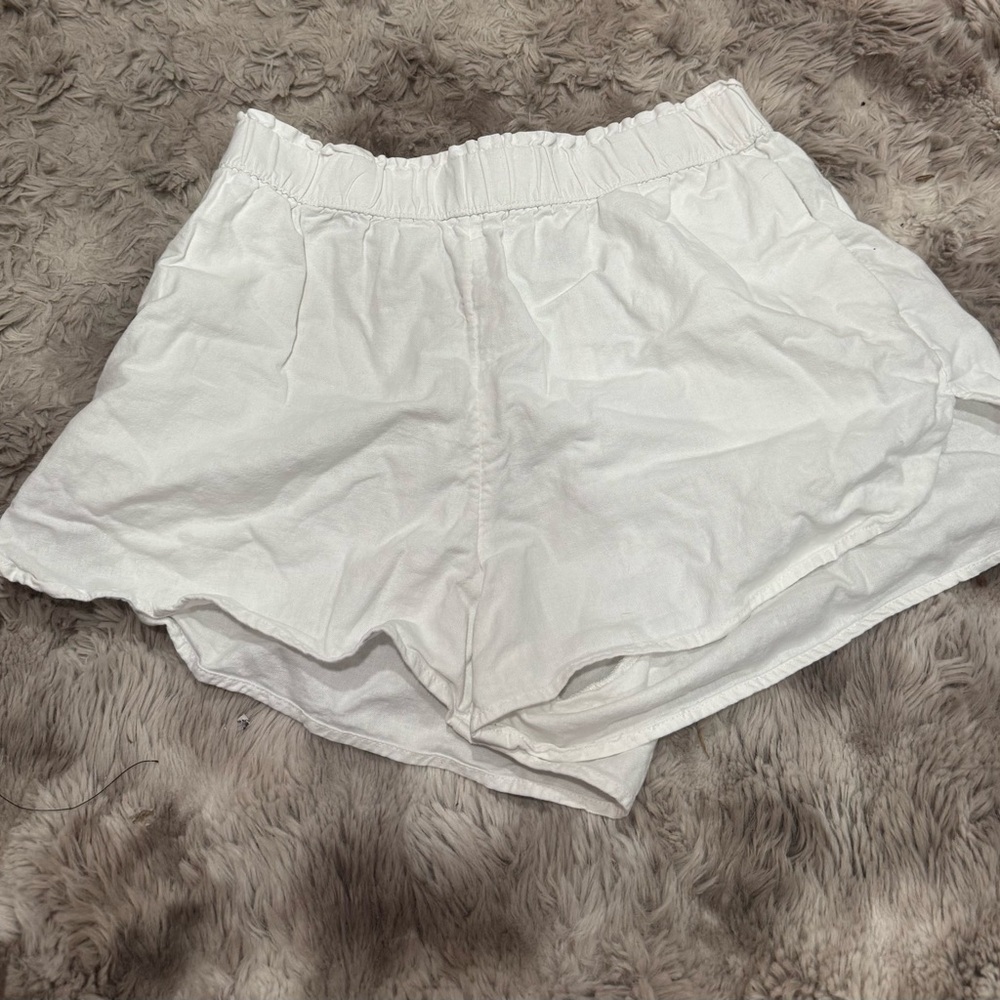 Universal Thread Women's White Linen Shorts
